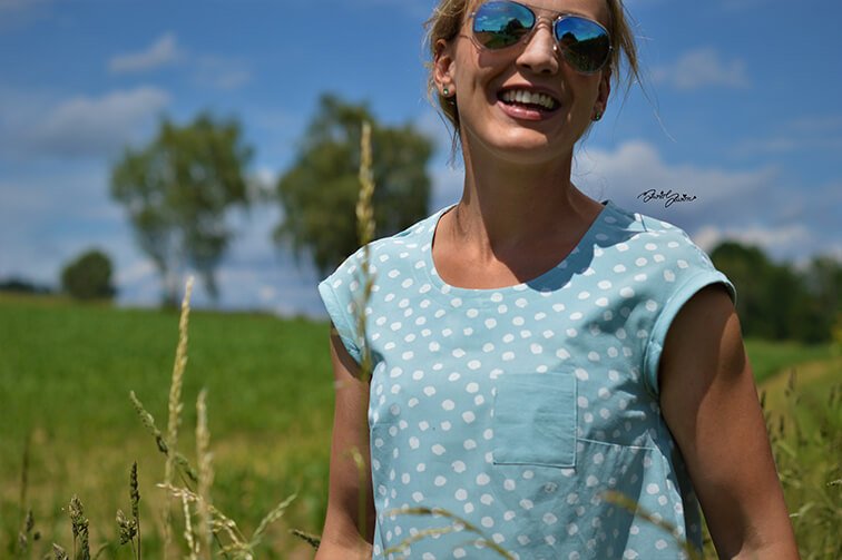 Baumwollstoff Paulina Dots_Naehbeispiel1-himmelblau